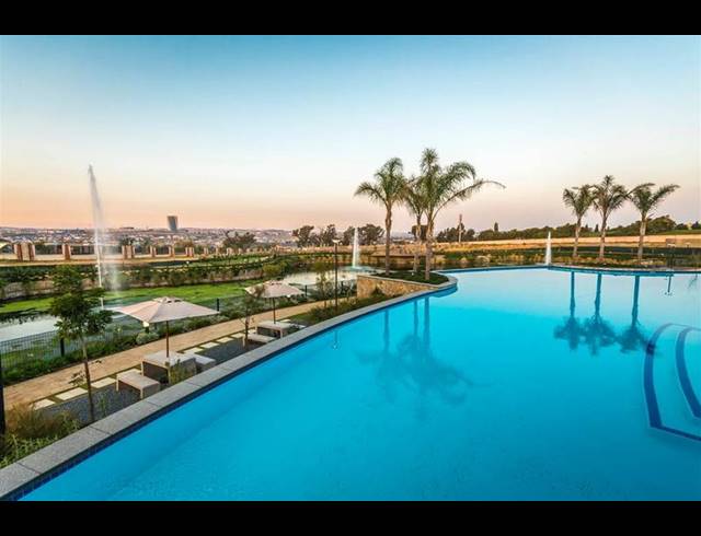 2 BEDROOM APARTMENT FOR SALE IN WATERFALL